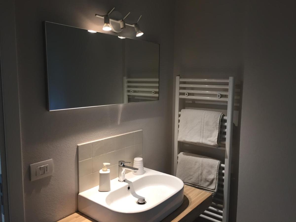 Suite Mare Centro Пезаро Екстер'єр фото
